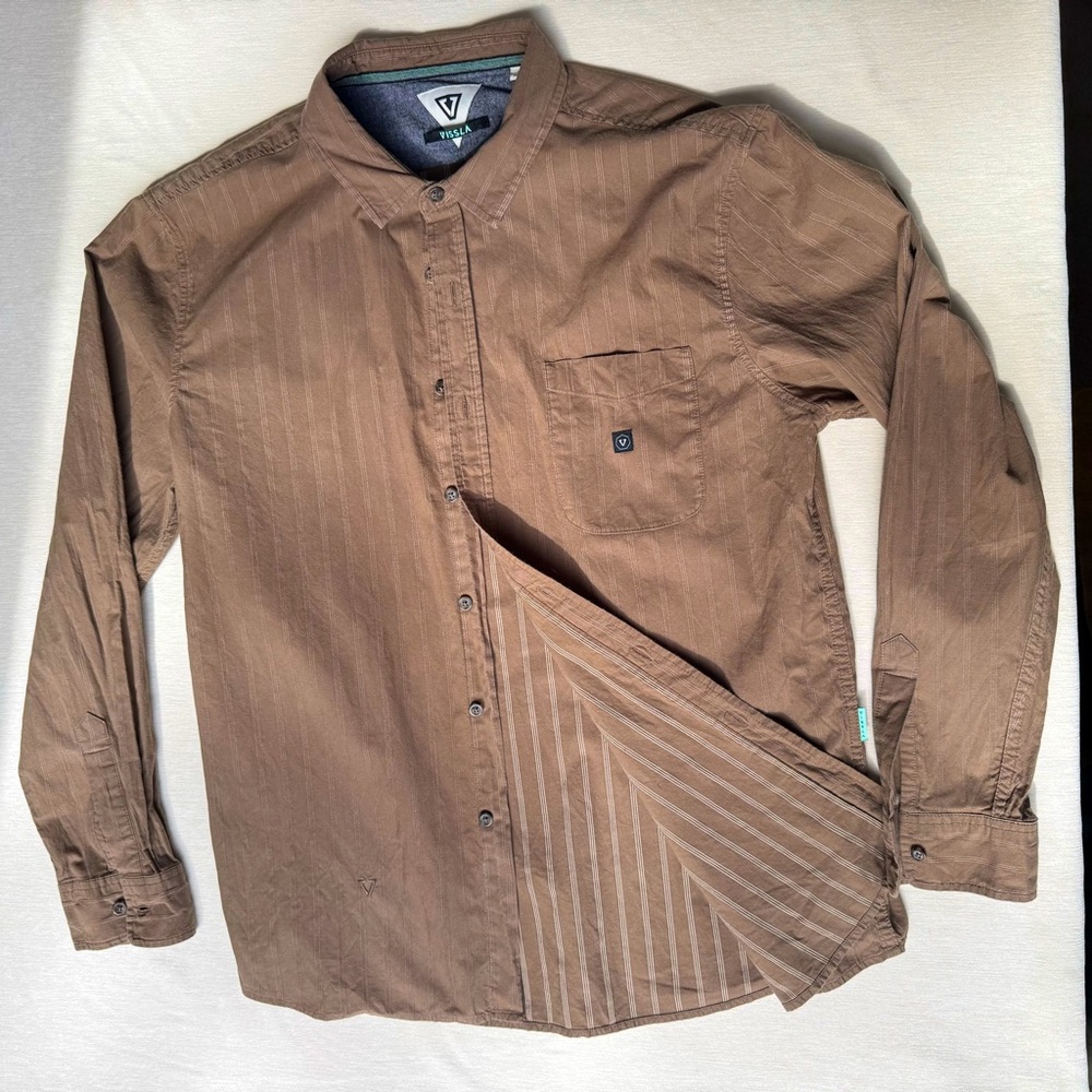 Vissla men's L button down